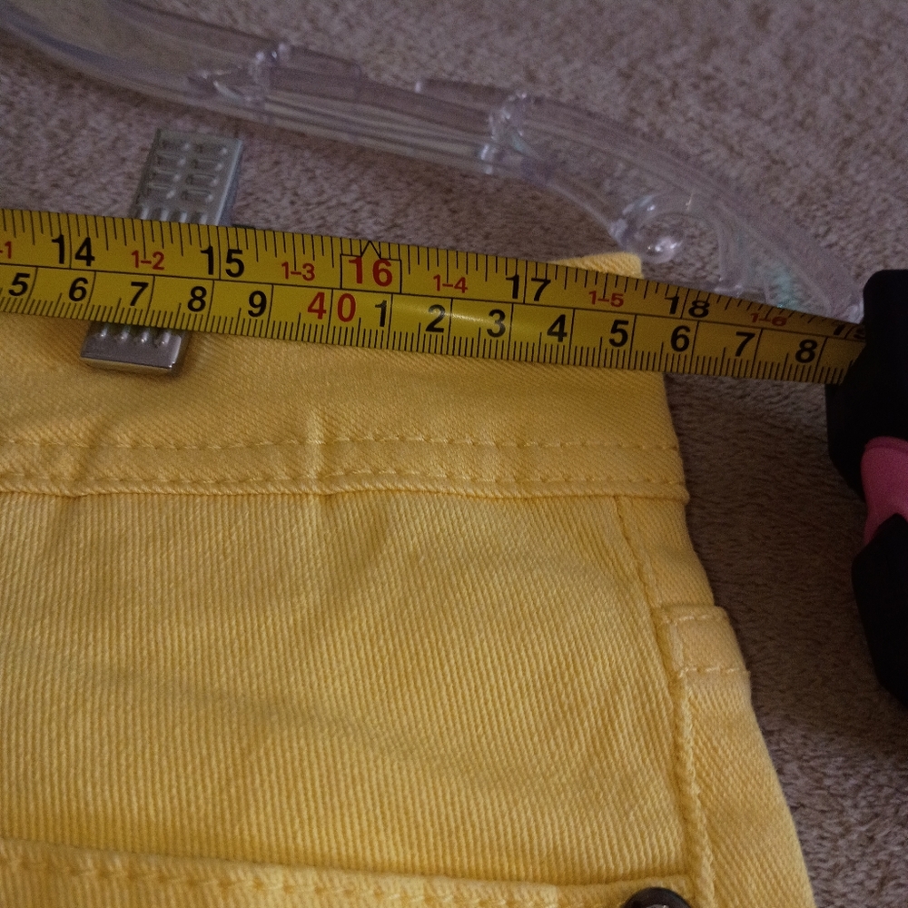 NWT.Yellow Women's Jeans Size 15.U-51  Stretch - Picture 8 of 8